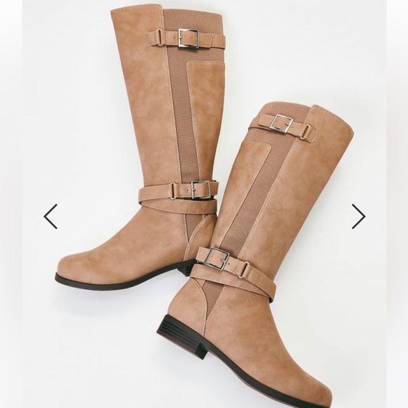 JustFab Shoes - NIB Just Fab Valerie Flat Boot